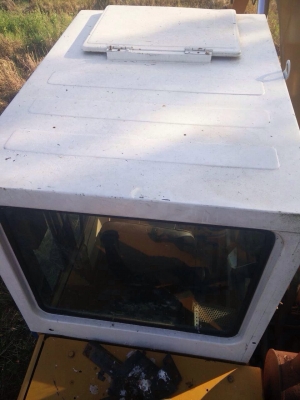 ขายด่วน komatsu 200-3 สภาพพร้อมใช้