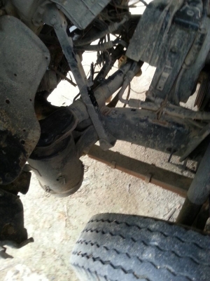 รถอีซูซุ  6  ล้อ ติดเครน 3 ตัน.  110 แรงม้า.  ( รถประกอบ )  สนใจติดต่อ 081 - 6079515