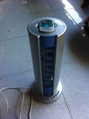 พัดลมแนวตั้งทรงสูง 43 ซม ปรับสปีดได้ 3 ระดับ มีระบบตั้งเวลาการทำงาน มี UV