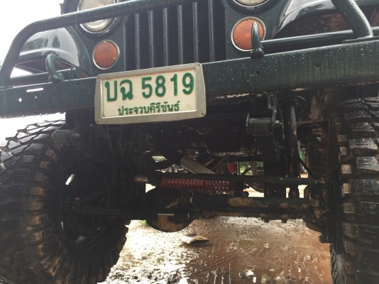 จี๊บออฟโรตคานแข็ง...ยาง37...วางเครื่องISUZU 2500DI  รถสวย มีเล่มทะเบียน.