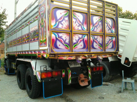 รถสิบล้อฮีโน่เมก้า๒เพลา รถสิบล้อฮีโน่เมก้า๒เพลา