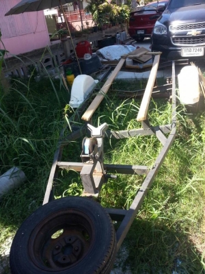 ขายเทรลเล่อเรือ 14 ฟุตครับ