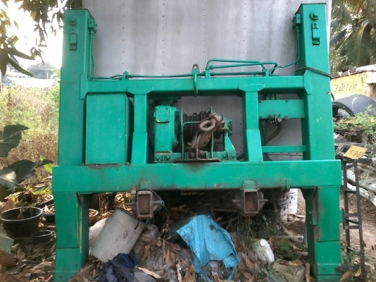 เครื่องทุ้นแรง