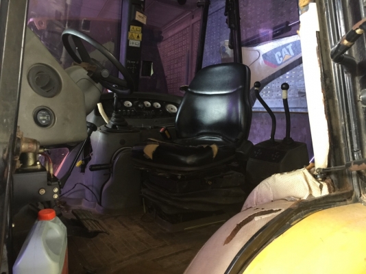 ตักหน้าขุดหลัง2เพลา CAT424D..17000ชม.รถพร้อมใช้ รถเดิมๆ เล่มพร้อม...