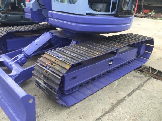 รถขุด PC75