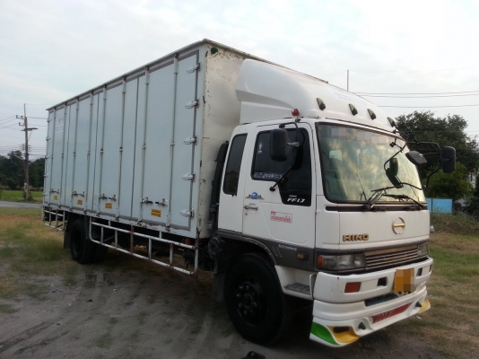 ขายด่วน 6ล้อ ตู้10บาน HiNo FG1J  212แรงม้า  ตู้10บาน ยาว 7.2เมตร Tel.0872508883