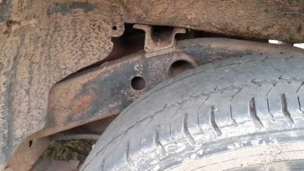 ขายรถกระบะมิตซู พร้อมคอกเหล็กบรรทุกวัว เครื่องดี แชชซีสวย เอกสารเล่มทะเบียนพร้อมโอน ทะเบียนเต็มปี58