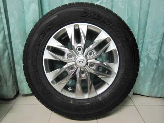 ขายล้อแม็ก Hyundai H1 พร้อมยางป้ายแดงปี 14 ขอบ 16 ถอดจากศูนย์