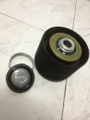 ขายพวงมาลัยไม้แท้ O B A made italian 13"5 ฝาแตรMOMOแท้ พร้อมคอWBแท้ ใส่TOYOTA (AE /Ke70) ราคา1900บาท แยกขายด้วยนะคับ โทร0924462525โส