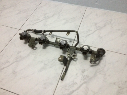 ขายชุดรางพร้อมหัวฉีด เครืองSR20โบ ขับหลังฝาดำ เก่าJapan ราคา2000บาท โทร0924462525โส ขายชุดรางพร้อมหัวฉีด เครืองSR20โบ ขับหลังฝาดำ เก่าJapan ราคา2000บาท โทร0924462525โส