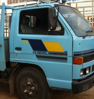 หกล้อ อีซูซุ NKR110แรงรถห้างแท้ เกียร์สั้น ปี37สภาพดีแคสซีสวยจัดตลอดเส้นพร้อมใช้งาน ทะเบียนพร้อมโอน ราคาเบาๆ