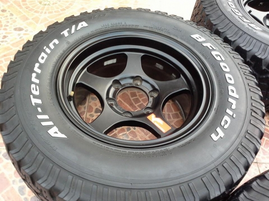 มาแล้วครับล้อหล่อรับปีใหม่ xt-9 สีดำขนาด 16x8 off 0 + BF T/A 265/70/16 ปี 11 ลองดูก่อนครับ มาแล้วครับล้อหล่อรับปีใหม่ xt-9 สีดำขนาด 16x8 off 0 + BF T/A 265/70/16 ปี 11 ลองดูก่อนครับ