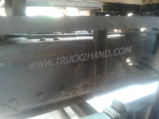 รถโดยสารส่วนบุคคล 42 ที่นั่ง  ยี่ห้อ NISSAN 6 สูบ