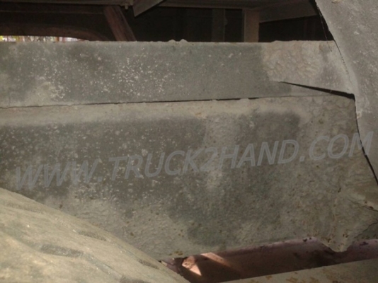 รถโดยสารส่วนบุคคล 42 ที่นั่ง  ยี่ห้อ NISSAN 6 สูบ