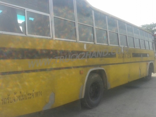 รถโดยสารส่วนบุคคล 42 ที่นั่ง  ยี่ห้อ NISSAN 6 สูบ