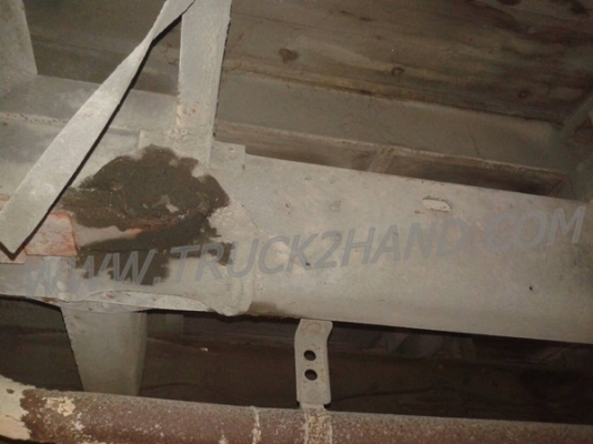 รถโดยสารส่วนบุคคล 42 ที่นั่ง  ยี่ห้อ NISSAN 6 สูบ