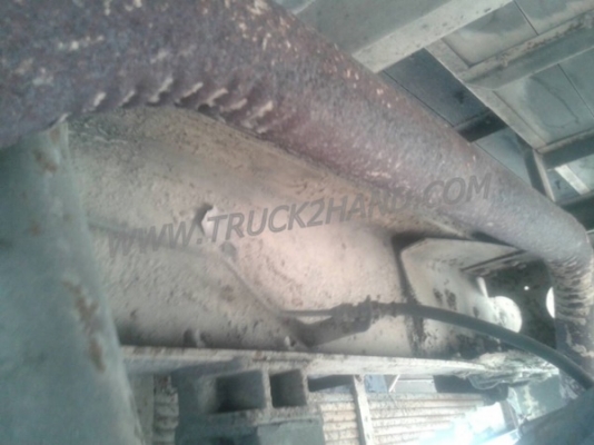 รถโดยสารส่วนบุคคล 42 ที่นั่ง  ยี่ห้อ NISSAN 6 สูบ