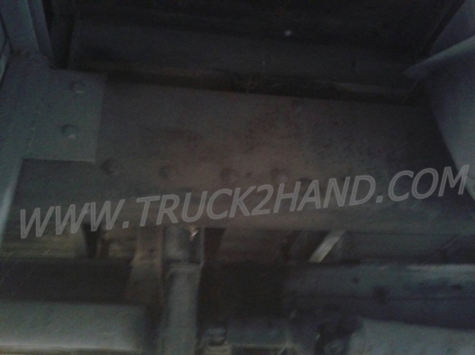 รถโดยสารส่วนบุคคล 42 ที่นั่ง  ยี่ห้อ NISSAN 6 สูบ