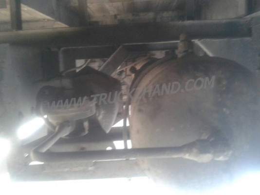 รถโดยสารส่วนบุคคล 42 ที่นั่ง  ยี่ห้อ NISSAN 6 สูบ