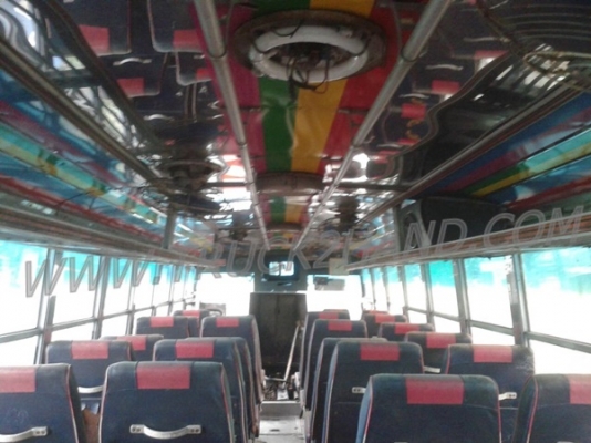 รถโดยสารส่วนบุคคล 42 ที่นั่ง  ยี่ห้อ NISSAN 6 สูบ