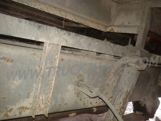 รถโดยสารส่วนบุคคล 42 ที่นั่ง  ยี่ห้อ NISSAN 6 สูบ