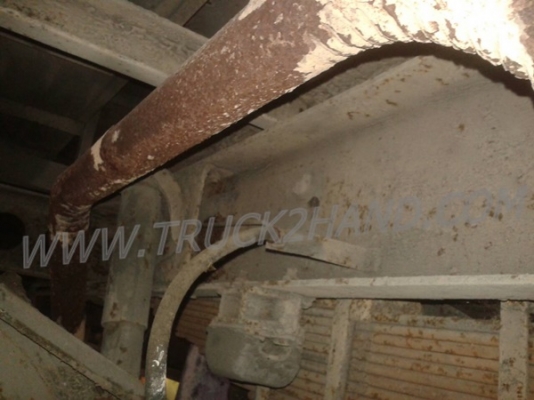 รถโดยสารส่วนบุคคล 42 ที่นั่ง  ยี่ห้อ NISSAN 6 สูบ