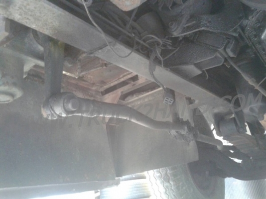 รถโดยสารส่วนบุคคล 42 ที่นั่ง  ยี่ห้อ NISSAN 6 สูบ