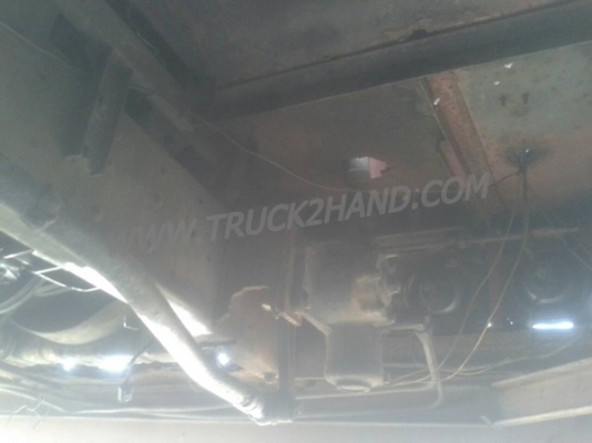 รถโดยสารส่วนบุคคล 42 ที่นั่ง  ยี่ห้อ NISSAN 6 สูบ