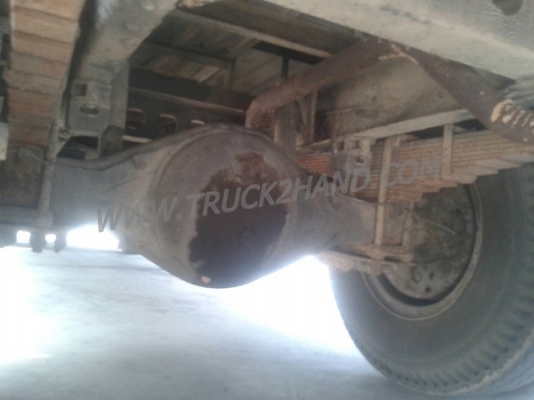 รถโดยสารส่วนบุคคล 42 ที่นั่ง  ยี่ห้อ NISSAN 6 สูบ