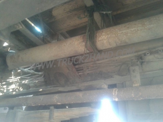 รถโดยสารส่วนบุคคล 42 ที่นั่ง  ยี่ห้อ NISSAN 6 สูบ