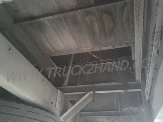 รถโดยสารส่วนบุคคล 42 ที่นั่ง  ยี่ห้อ NISSAN 6 สูบ