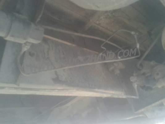 รถโดยสารส่วนบุคคล 42 ที่นั่ง  ยี่ห้อ NISSAN 6 สูบ