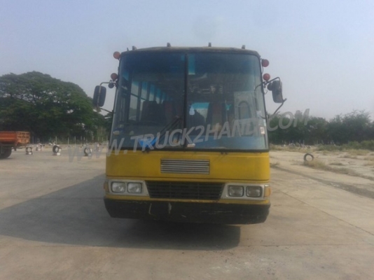 รถโดยสารส่วนบุคคล 42 ที่นั่ง  ยี่ห้อ NISSAN 6 สูบ