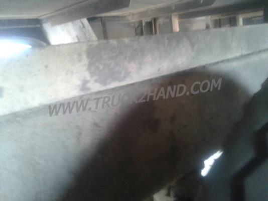 รถโดยสารส่วนบุคคล 42 ที่นั่ง  ยี่ห้อ NISSAN 6 สูบ