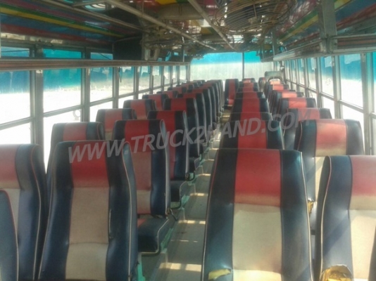 รถโดยสารส่วนบุคคล 42 ที่นั่ง  ยี่ห้อ NISSAN 6 สูบ