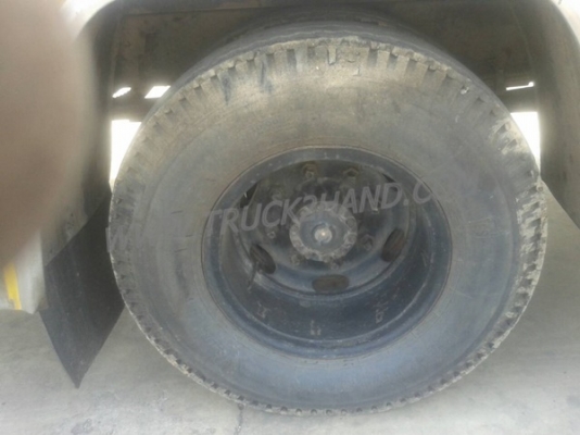 รถโดยสารส่วนบุคคล 42 ที่นั่ง  ยี่ห้อ NISSAN 6 สูบ