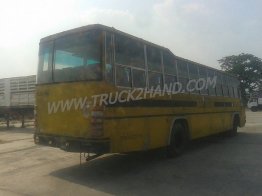 รถโดยสารส่วนบุคคล 42 ที่นั่ง  ยี่ห้อ NISSAN 6 สูบ