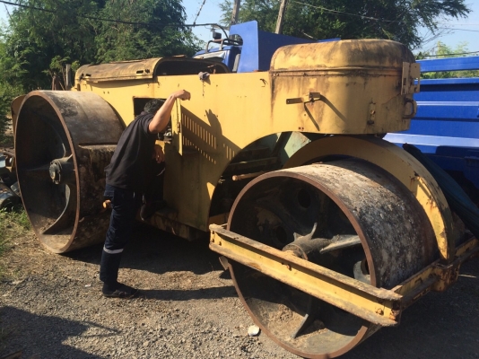 ขายด่วนรถบด3ล้อเหล็ก SAKAI KD7610 ตรวจเช็คพร้อมใช้ทำสี เล่มทะเบียน ขายด่วนรถบด3ล้อเหล็ก SAKAI KD7610 ตรวจเช็คพร้อมใช้ทำสี เล่มทะเบียน