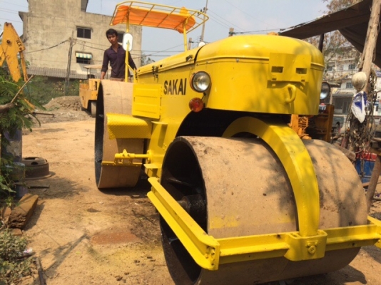 ขายด่วนรถบด3ล้อเหล็ก SAKAI KD7610 ตรวจเช็คพร้อมใช้ทำสี เล่มทะเบียน ขายด่วนรถบด3ล้อเหล็ก SAKAI KD7610 ตรวจเช็คพร้อมใช้ทำสี เล่มทะเบียน