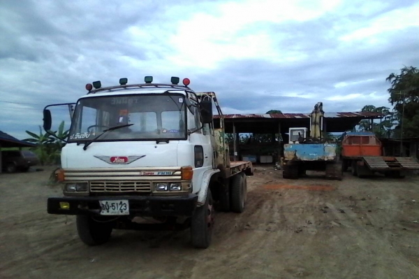 ขายรถ 10 ล้อ HINO FM176 หางปลา 2 เพลา / เครื่อง HO7D 195 แรง