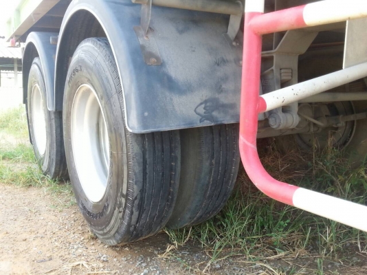 หางพนัส 2 เพลา เงินสด 340,000 เงินผ่อนดาวน์ 50,000  ติดต่อคุณนริศ 081-733-5156