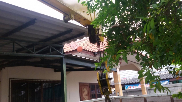 ขายรถ 6 ล้อ HINO FC ติดเครน 3 ตัน กะบะยาว 5 เมตร