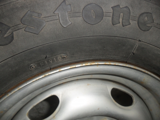 ล้อกะทะ 14นิ้ว 6รูพร้อมยาง สวยๆ 4 ล้อ ราคา 3800 บาท ล้อกะทะ 14นิ้ว 6รูพร้อมยาง สวยๆ 4 ล้อ ราคา 3800 บาท