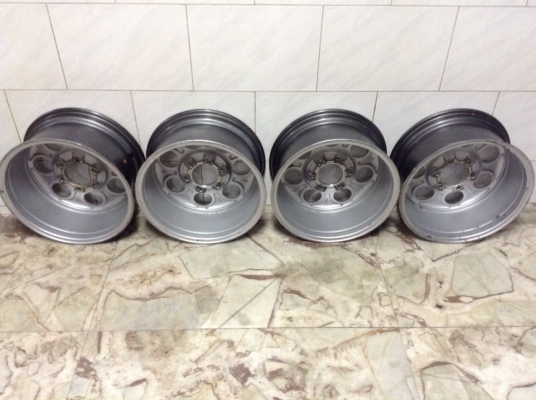 ขายล้อลายหยดน้ำ 4x4 WHEEL ขอบ17หน้ากว้าง8นิ้ว ขายล้อลายหยดน้ำ 4x4 WHEEL ขอบ17หน้ากว้าง8นิ้ว