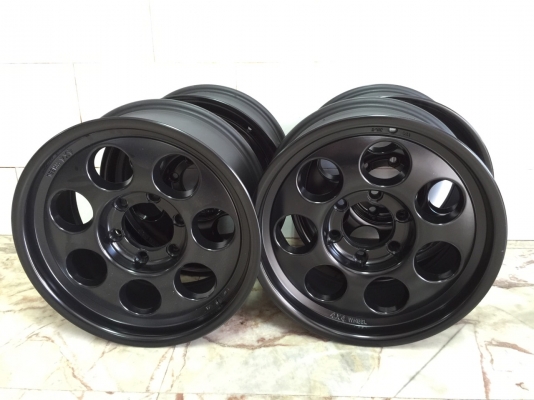 ขายล้อลายหยดน้ำ 4x4 WHEEL ขอบ17หน้ากว้าง8นิ้ว ขายล้อลายหยดน้ำ 4x4 WHEEL ขอบ17หน้ากว้าง8นิ้ว