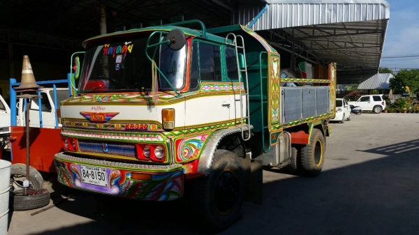 HINO KR 320 6ล้อดั๊มมิเนียมสภาพพร้อมใช้งาน