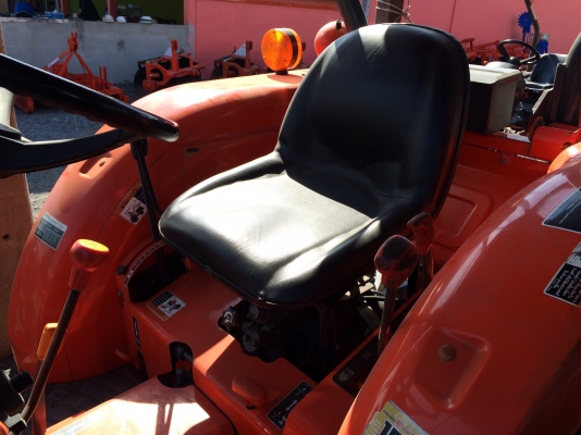Kubota L3608