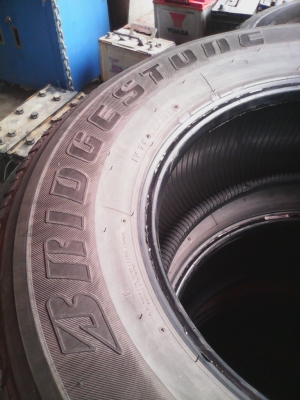 265/65R17 BRIDGESTONE DUELER H/T 684II  ชุด 4 เส้น  TEL.081-427-3941