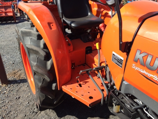 Kubota L3608