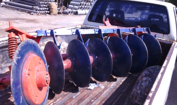 ขาย 19500 บาท อยู่ไกลมีรถขนส่งให้ครับ มารับเองราคานี้ยังลดได้อีกครับ